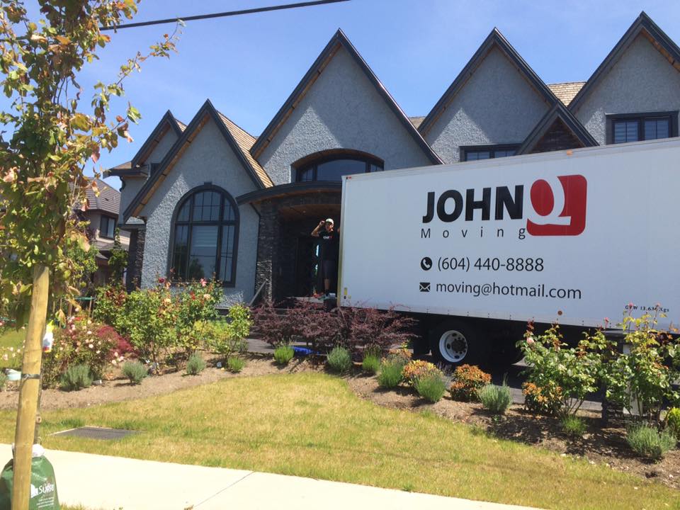 Guide to cheap vs. professional movers in Abbotsford for stress-free moving